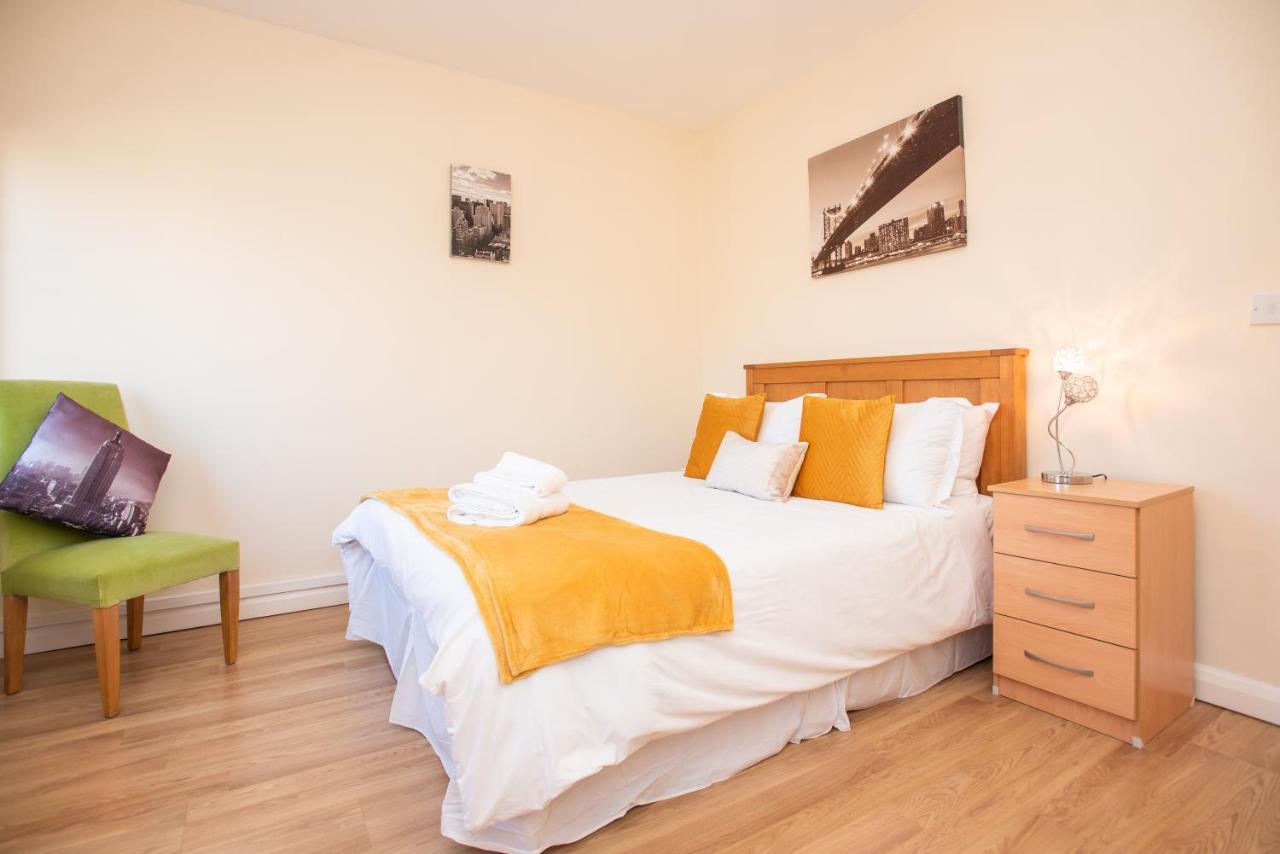 Cowley Spacious Flat With Parking, Оксфорд Экстерьер фото