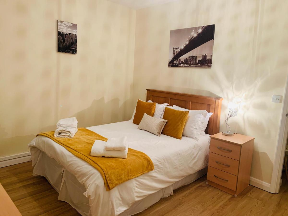 Cowley Spacious Flat With Parking, Оксфорд Экстерьер фото